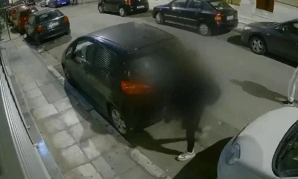 Η φρίκη που έζησε η 36χρονη στα Εξάρχεια από 2 Σομαλούς: Της άνοιξαν το στόμα για να της ξεριζώσουν τα δόντια